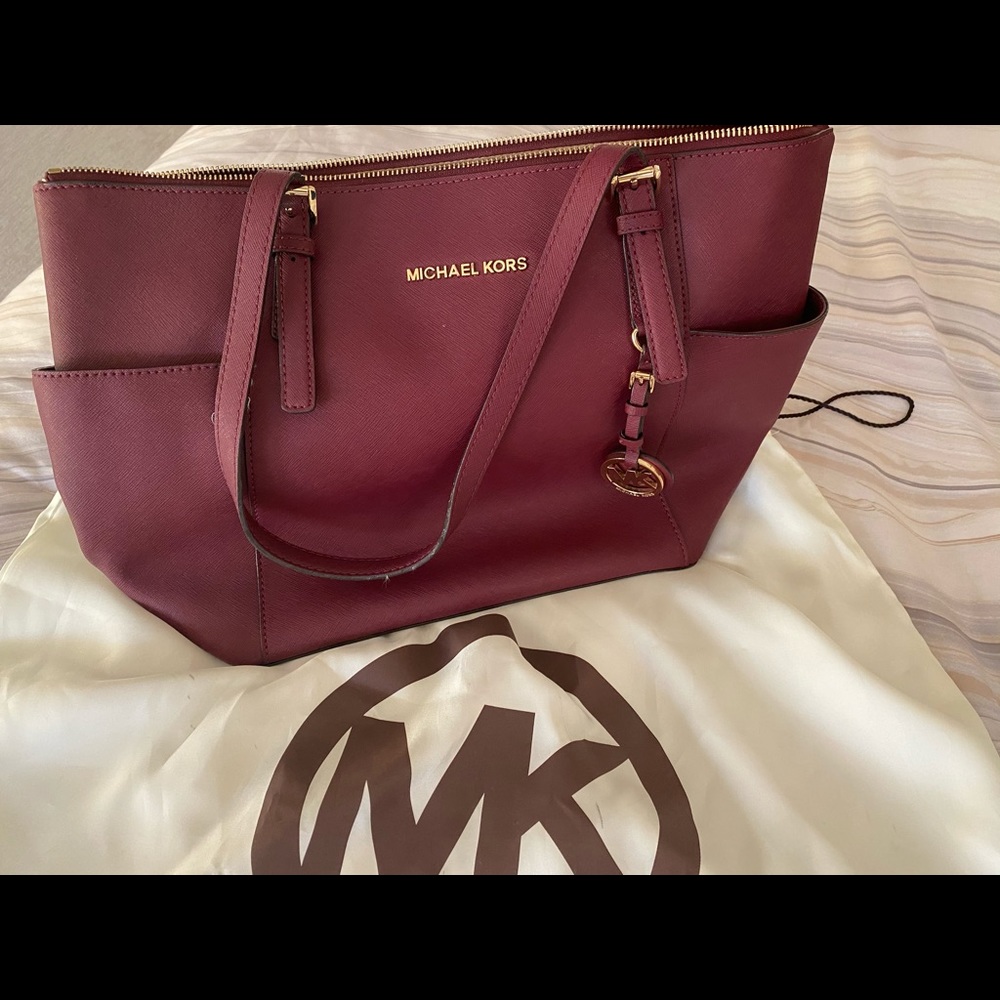 Beautiful Michael Kors tote bag
